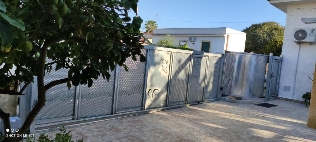 Casa Vacanze Nonna Tuzza Marsala Exterior foto